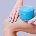 Load image into Gallery viewer, Velire Blu Exfoliating Body Scrub